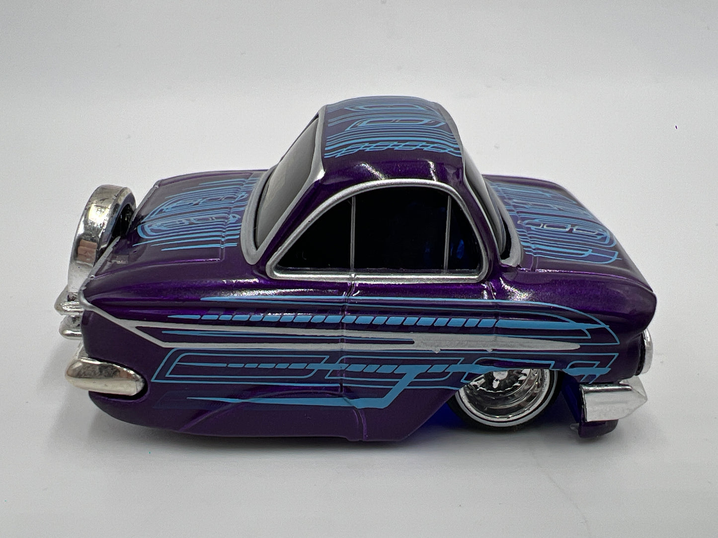 MGA Car Tuned Series 1 Show Glow Lowriders #5 61 Chevy Impala Sport Coupe Purple/Blue