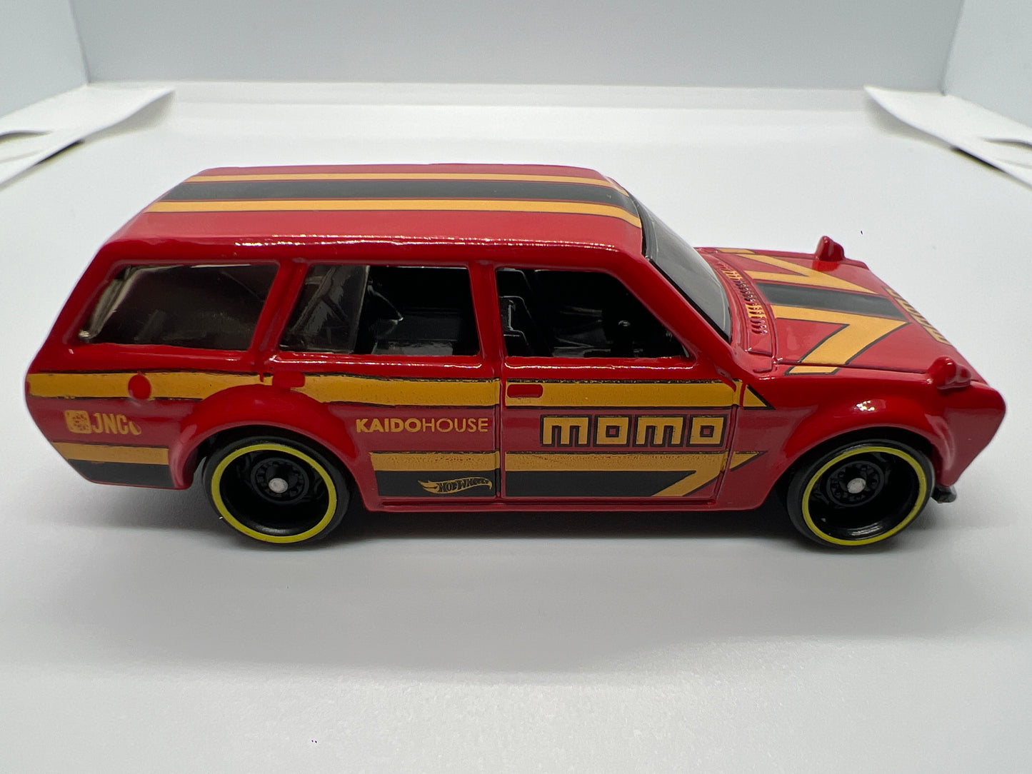 Hot Wheels 1/64 Mainline 71 Datsun 510 Wagon Momo Red Loose