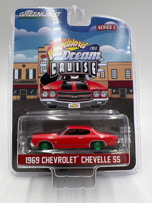 Greenlight Woodward Dream Cruise Series 1 CHASE 1969 Chevrolet Chevelle SS Red