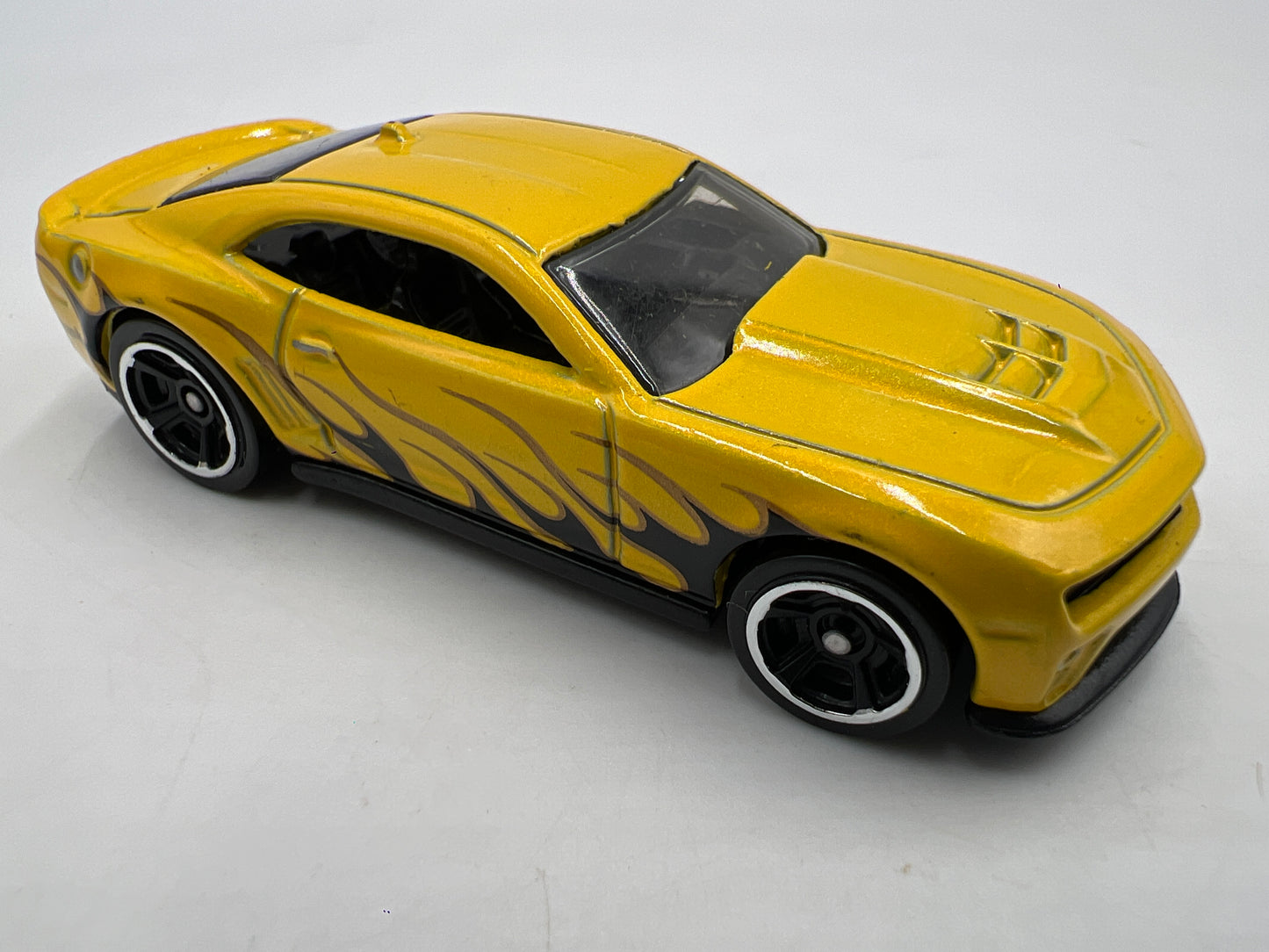 2016 Hot Wheels Mystery Models Series 1 #4 12 Camaro ZL1 Concept Yellow