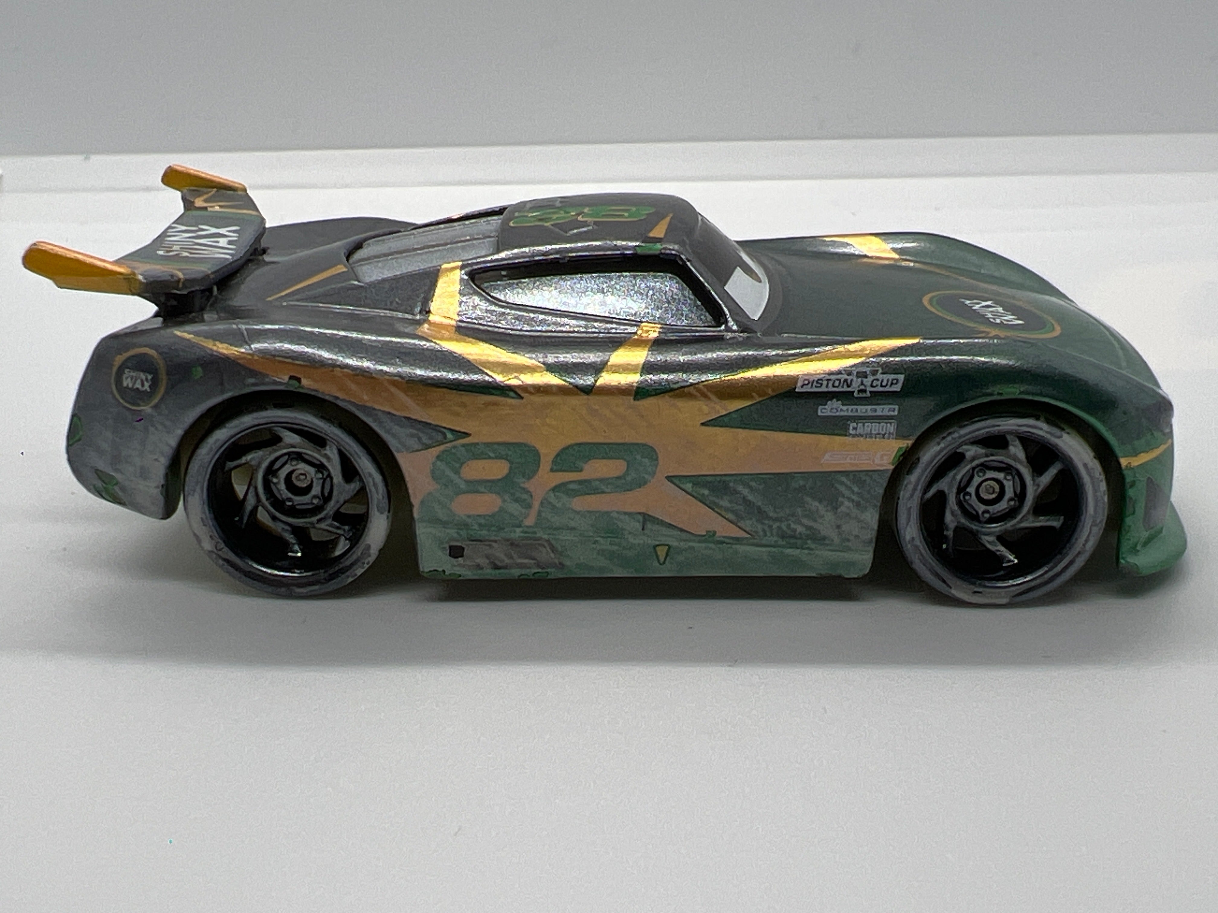 Disney Pixar Cars Fireball Beach Racers #82 Conrad Camber Shiny