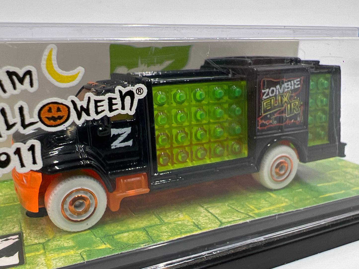 Matchbox Dream Halloween 2011 CAAF Charity Car Zombie Elixir Truck