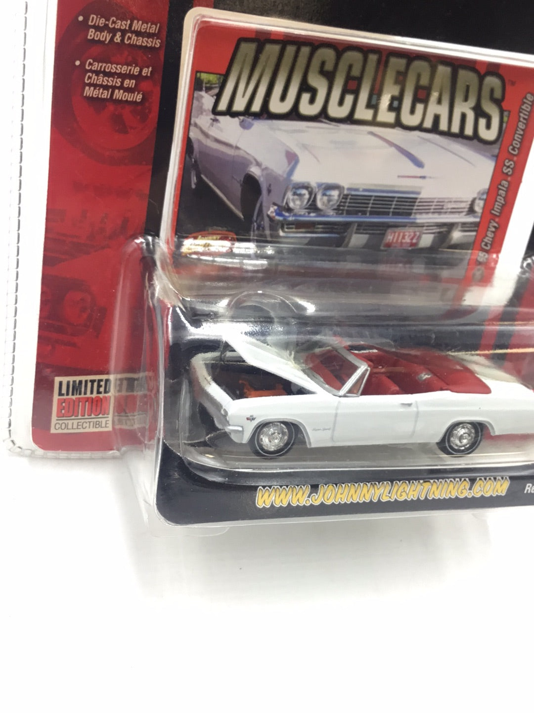 Johnny lightning muscle cars 1965 Chevy Impala SS Convertible TT1