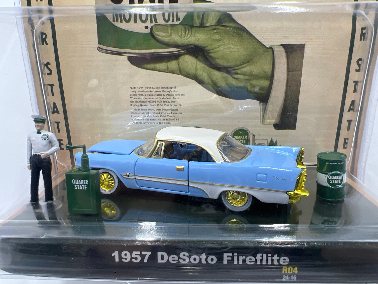 2024 M2 Machines Diorama R04 1957 DeSoto Fireflite Light Blue CHASE