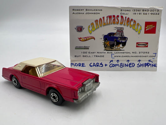 Matchbox Superfast No. 28 Lincoln Continental Red Loose