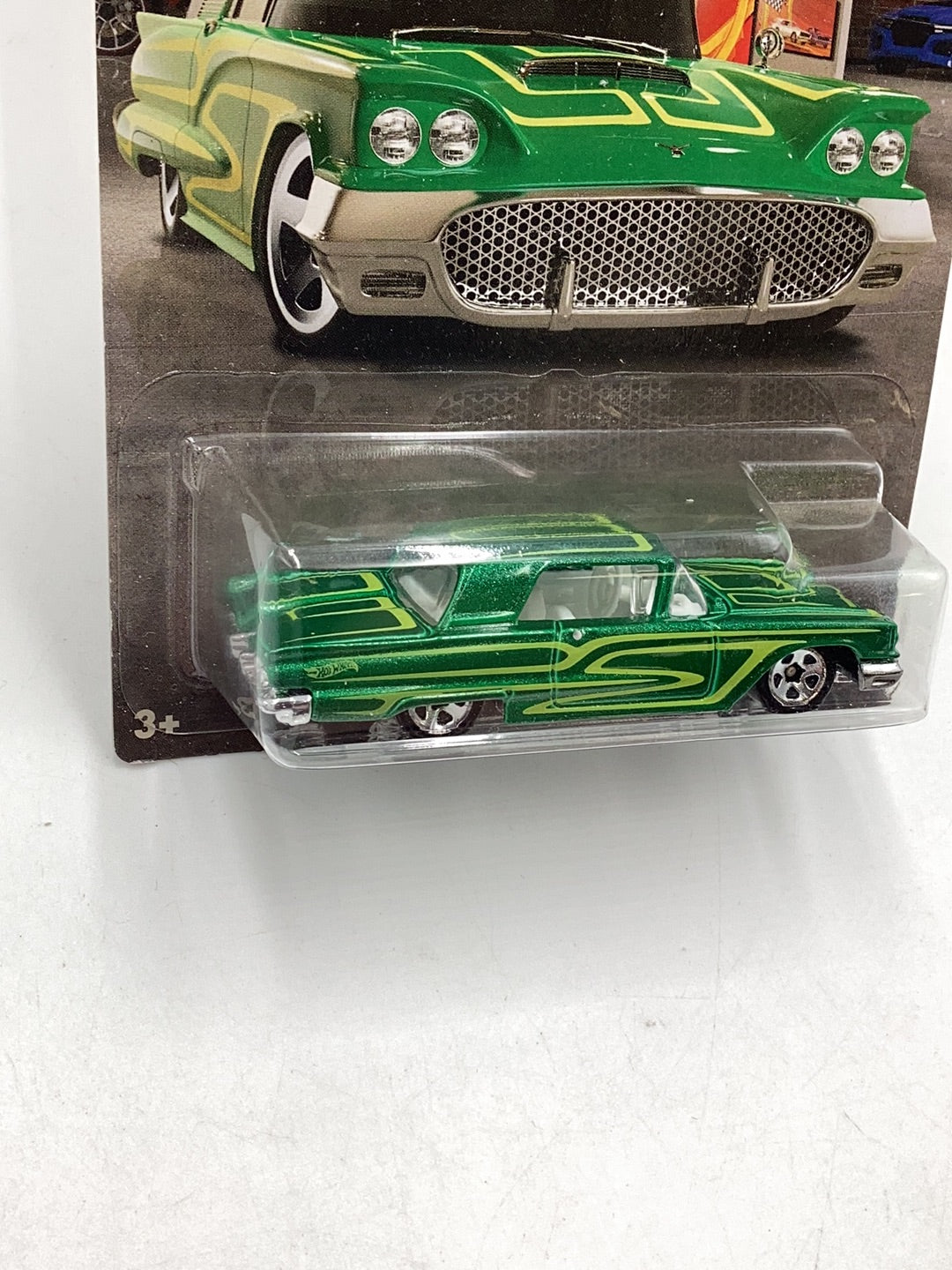 Hot Wheels Garage 9/10 58 Ford Thunderbird 151B