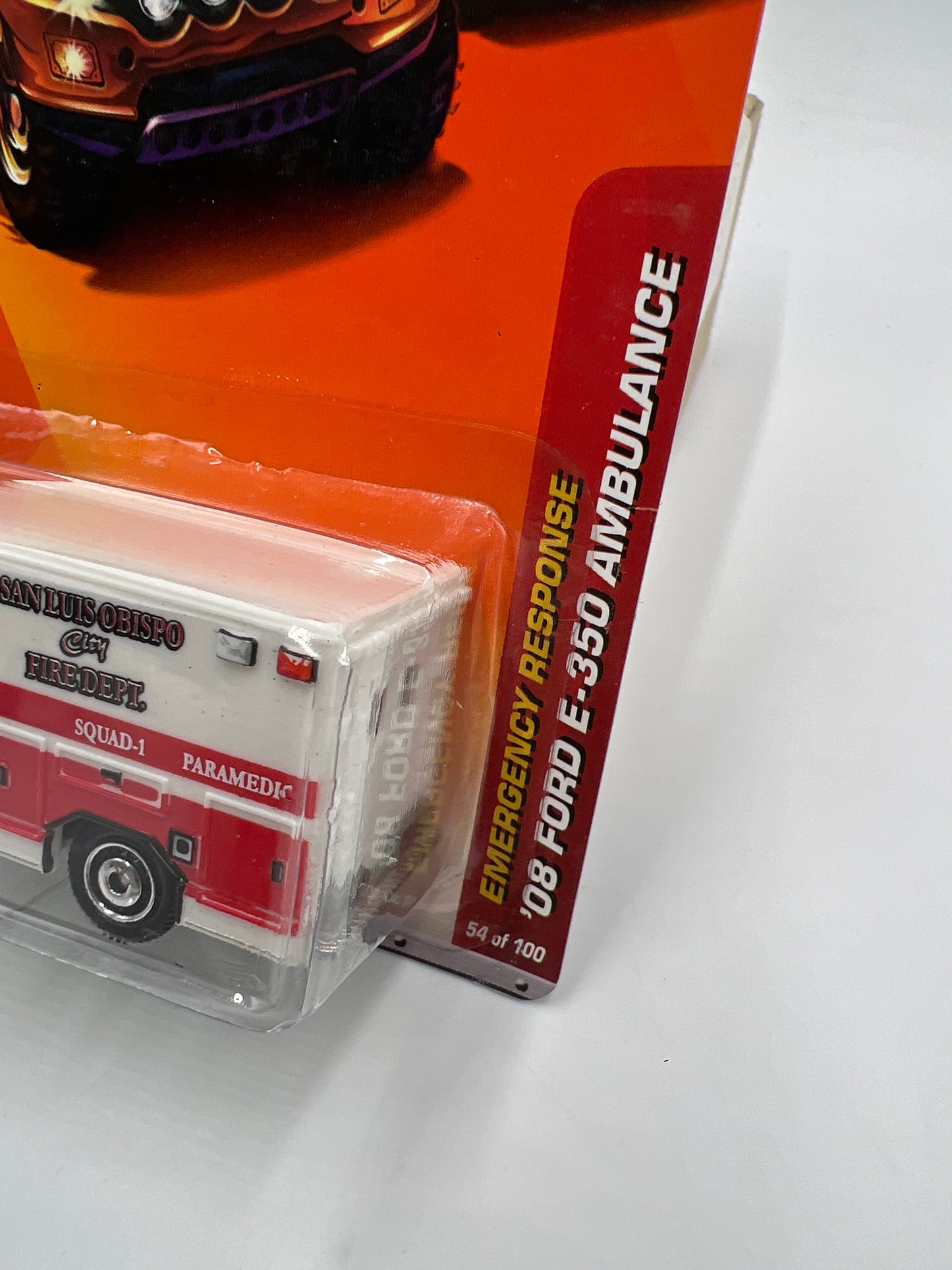 Matchbox Emergency Response #54 08 Ford E-350 Ambulance Red/White 216J