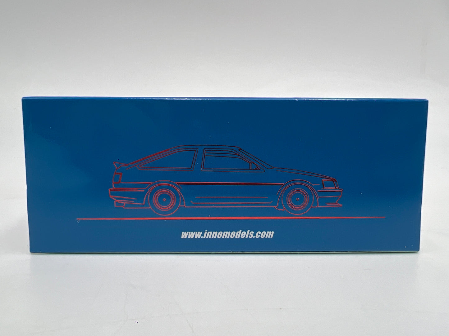Inno64 1/64 Toyota Corolla AE86 Levin #11 Trampio JTC Sugo Winner 1985