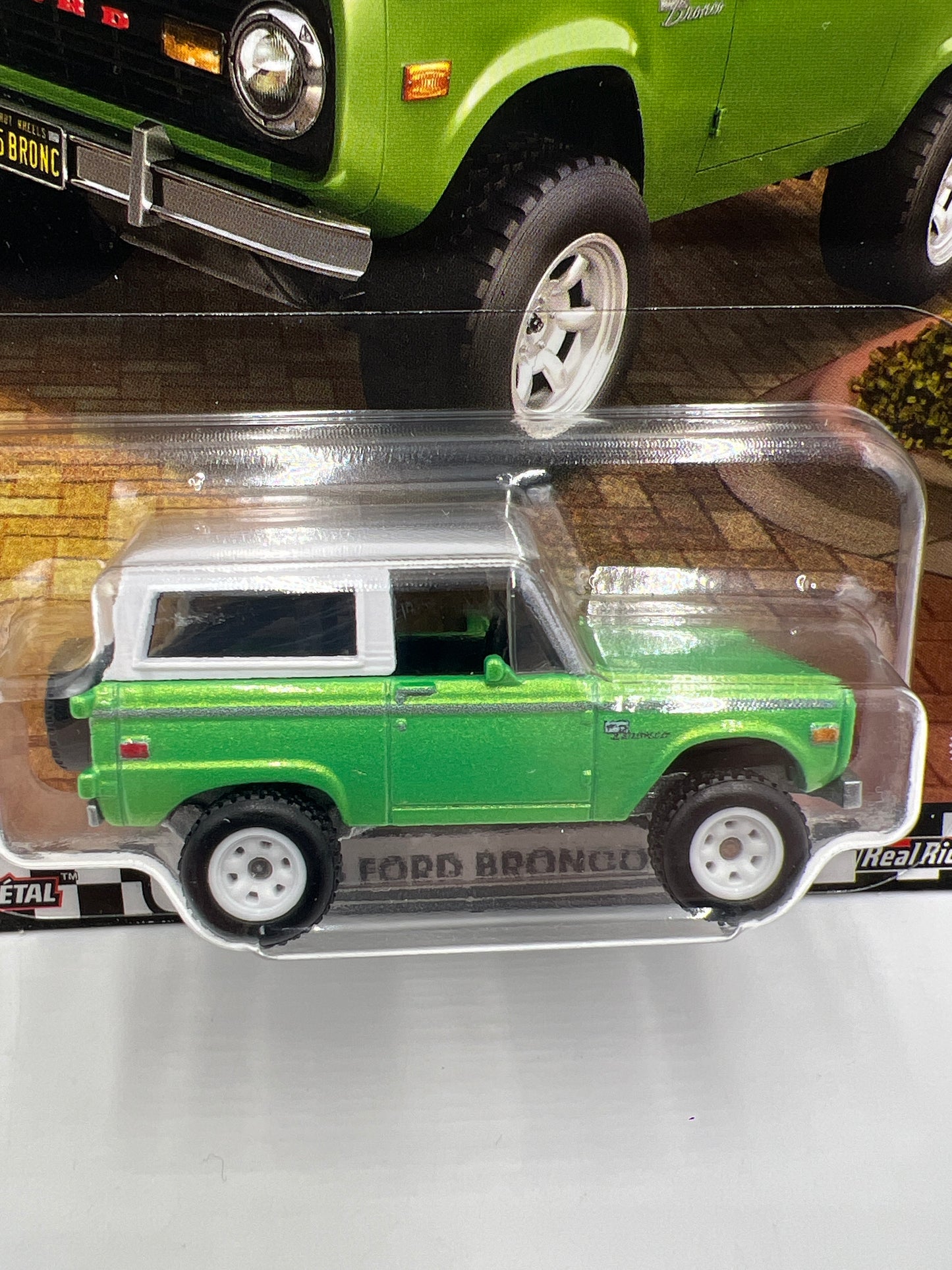2025 Hot Wheels Premium Boulevard #138 75 Ford Bronco Green 260B