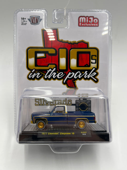2025 M2 Machines Mijo Exclusives CHASE C10s In The Park 1977 Chevrolet Cheyenne 10 Blue MJS87
