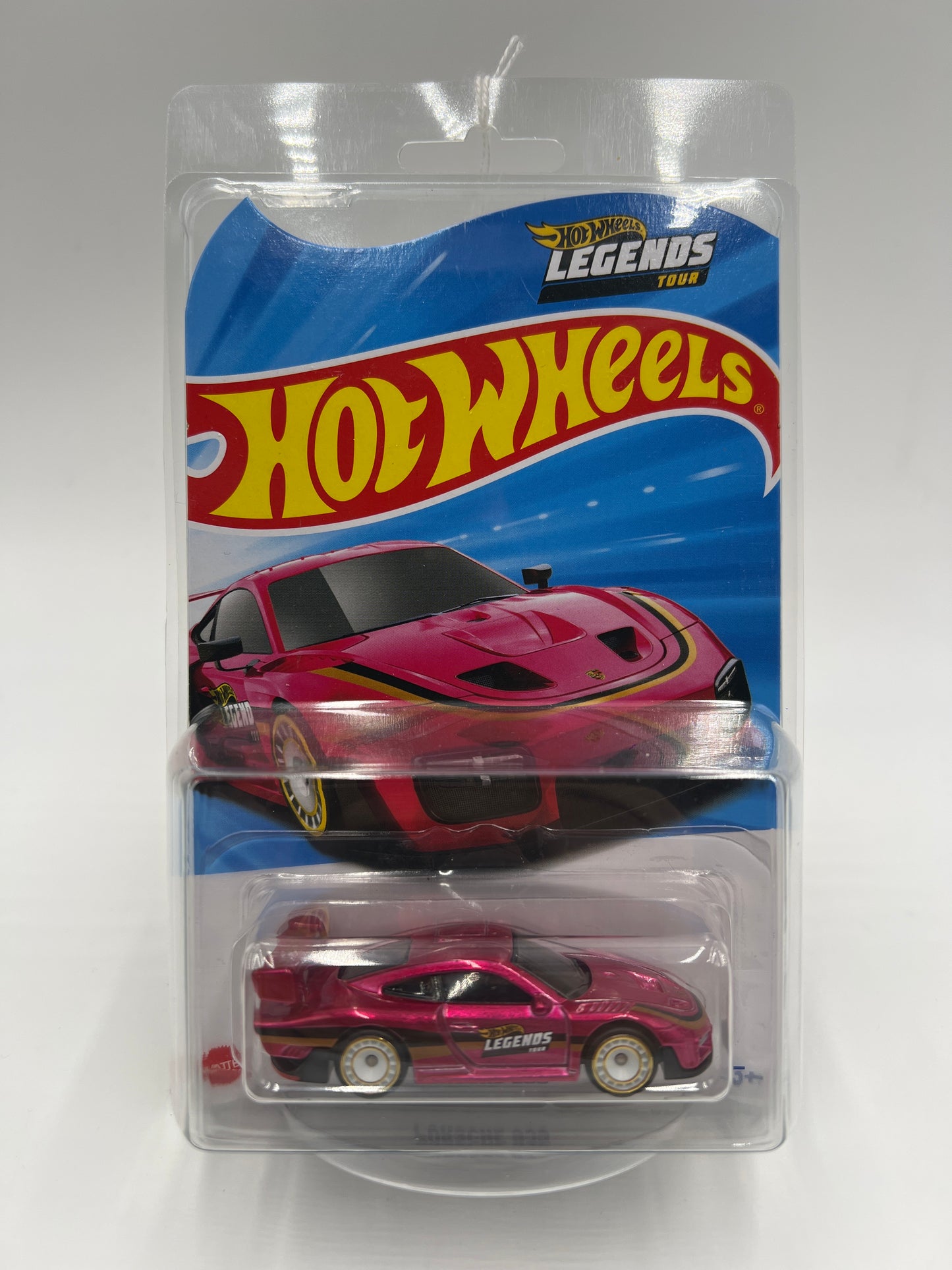2025 Hot Wheels Legends Tour Porsche 935 Pink W/Protector