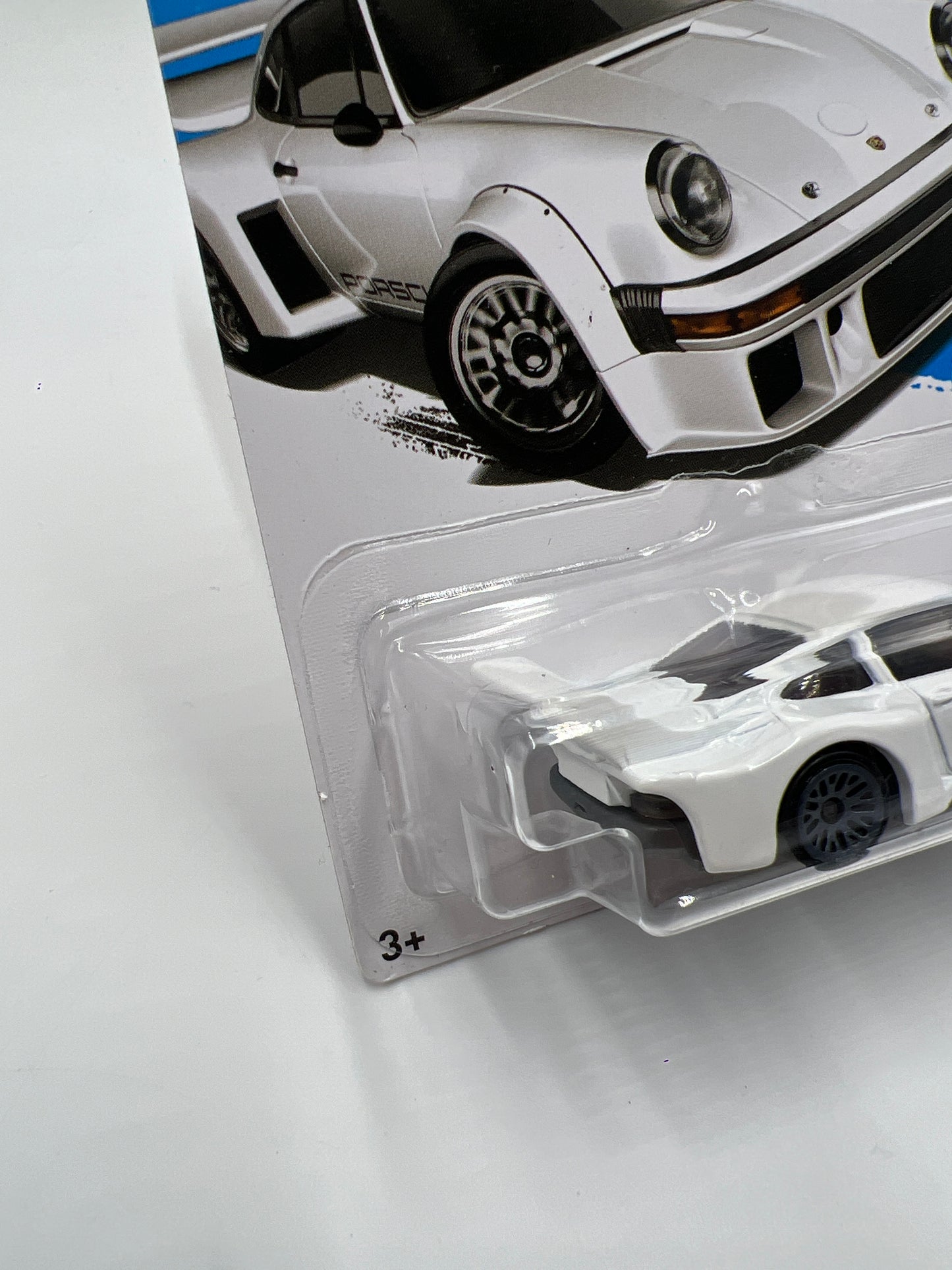 2017 Hot Wheels Factory Fresh #153 Porsche 934.5 White Card Not Perfect 100C