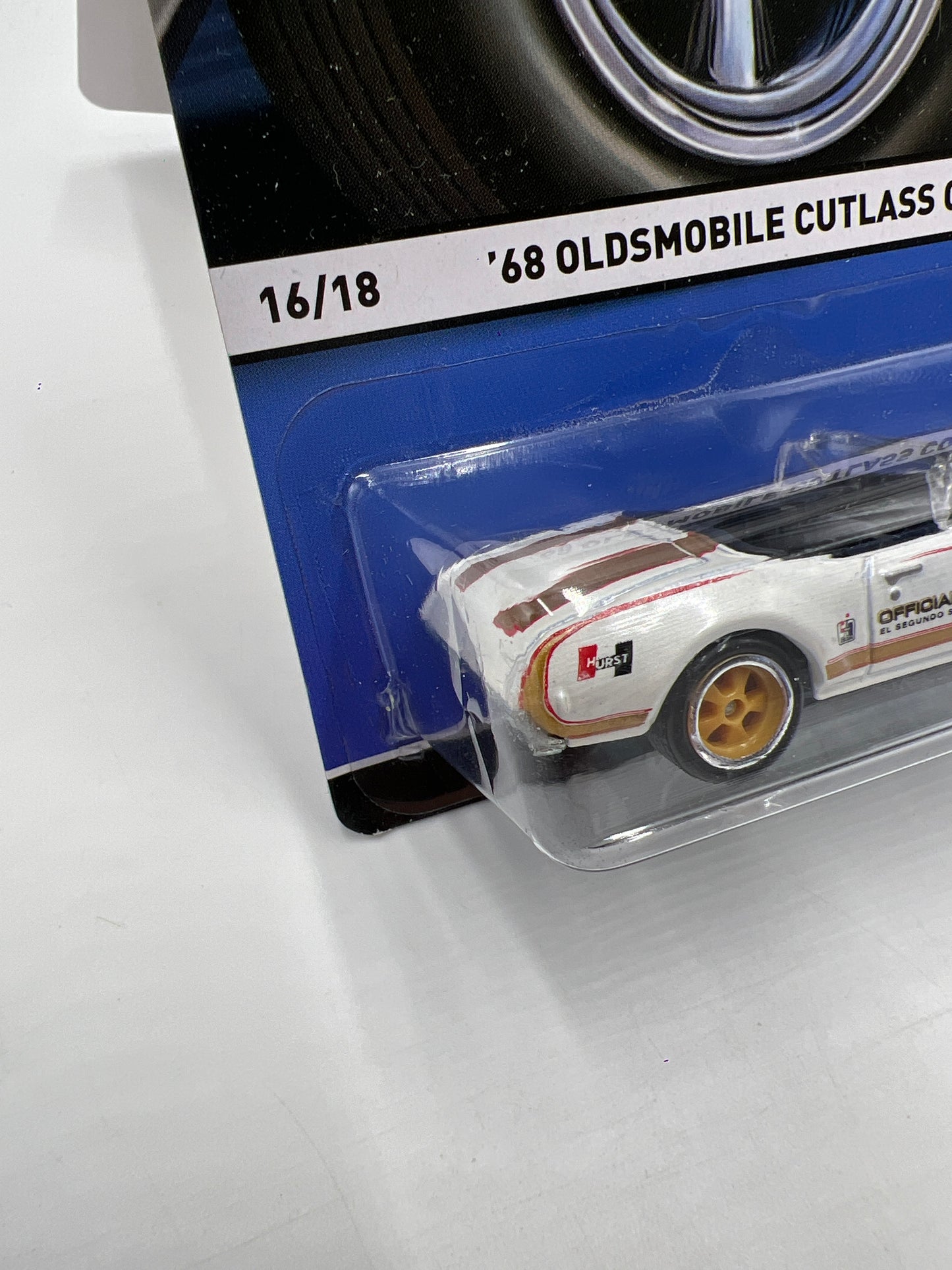 Hot Wheels Premium Real Riders #16 68 Oldsmobile Cutlass Convertible White Hurst 244K