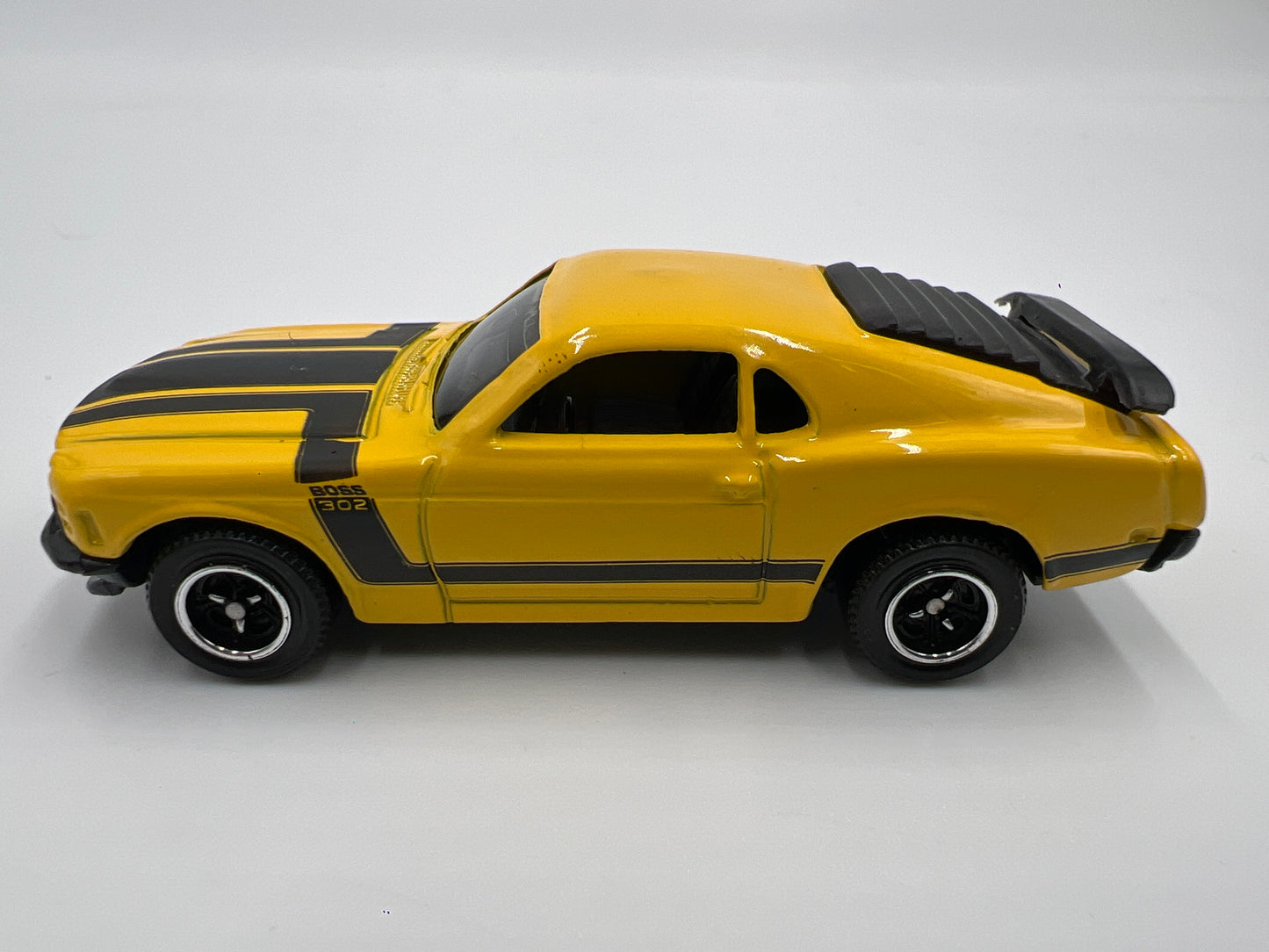 Matchbox 1/64 10 Pack Exclusive Ford Boss Mustang Yellow Loose