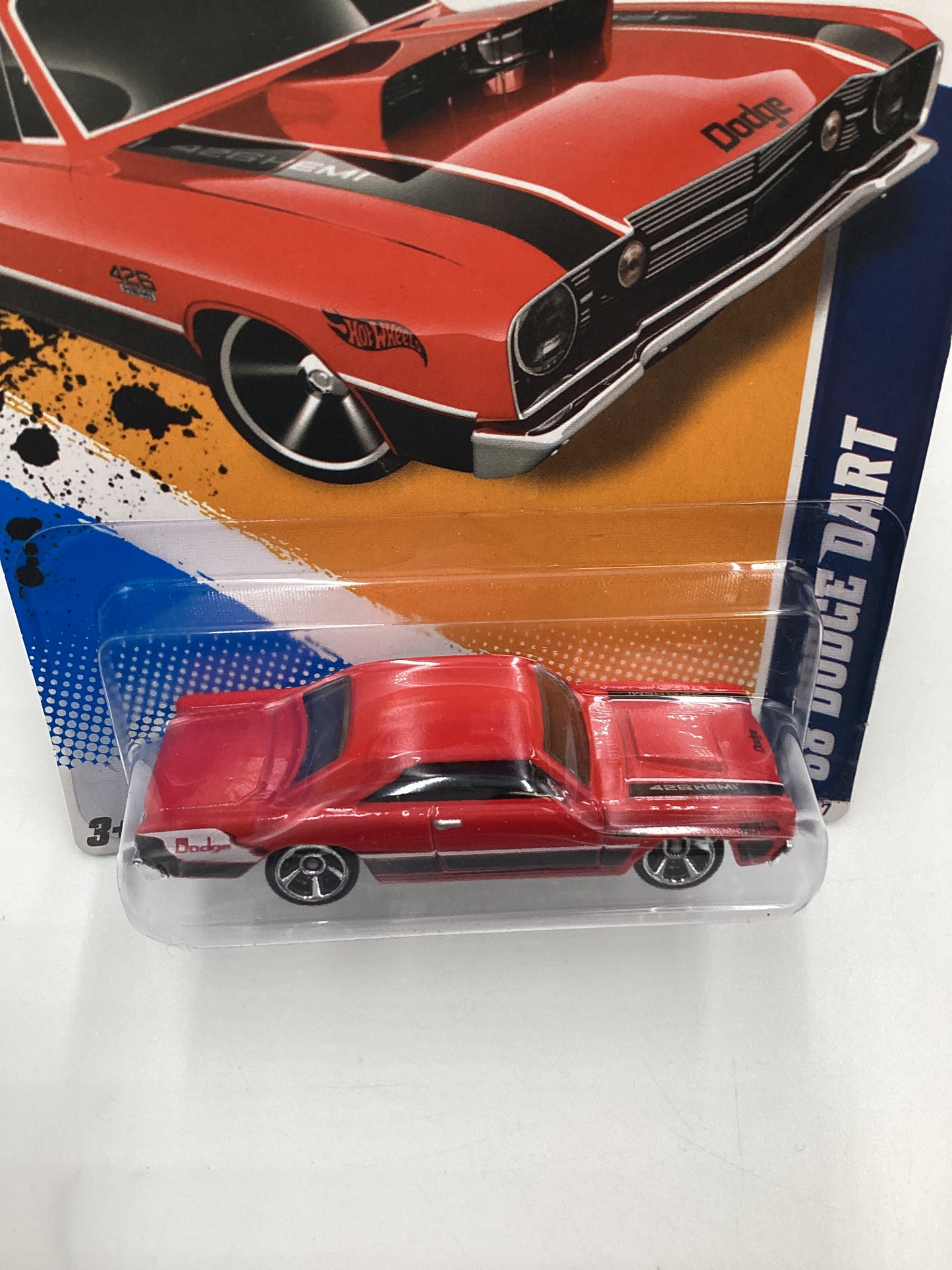 2012 Hot Wheels Muscle Mania Mopar #81 68 Dodge Dart Red 52A