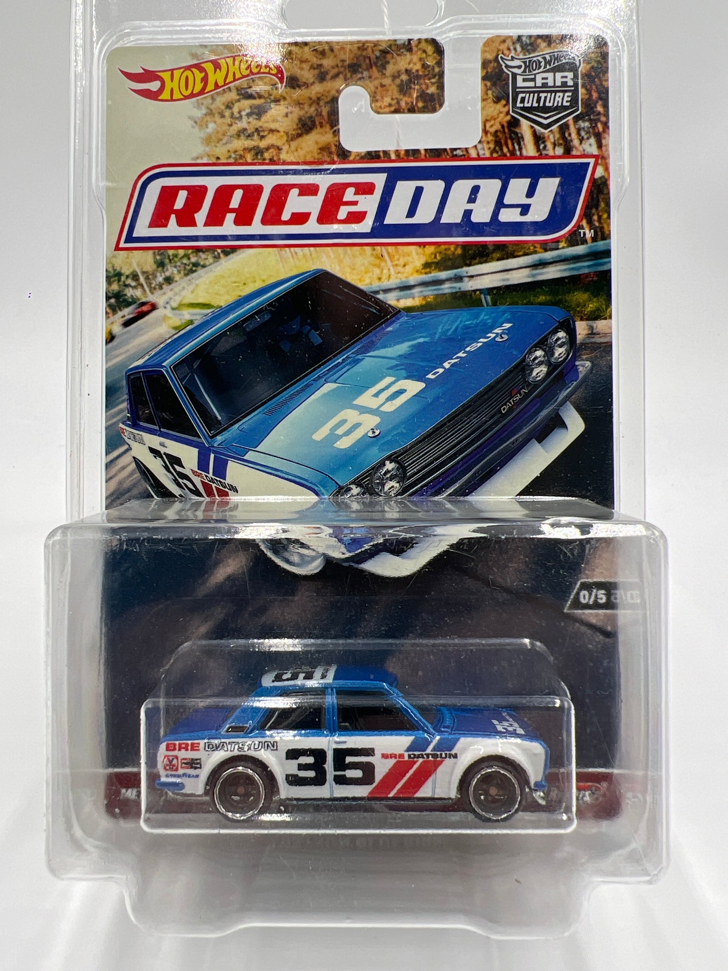2017 HW RLC Premium Race Day #0 BRE Datsun Bluebird 510 Blue/White W/Protector
