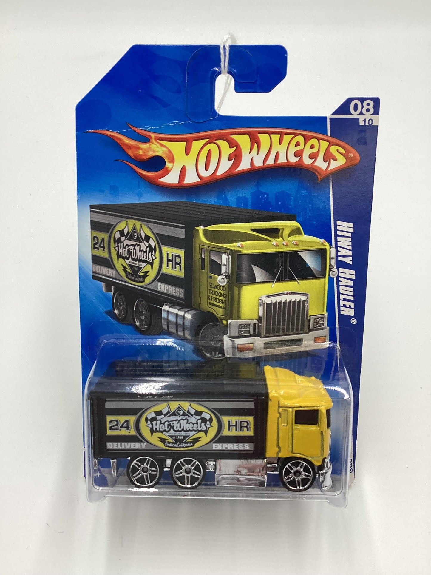 2009 Hot wheels #114 Hiway Hauler Yellow Vein on Top Left 116D