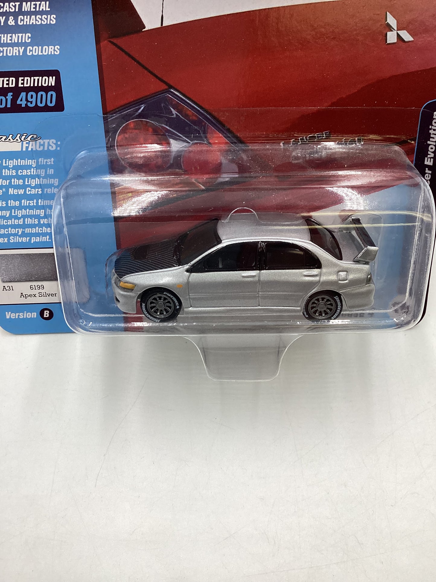 Johnny Lightning Classic Gold Collection #3 2004 Mitsubishi Lancer Evolution Silver 191D