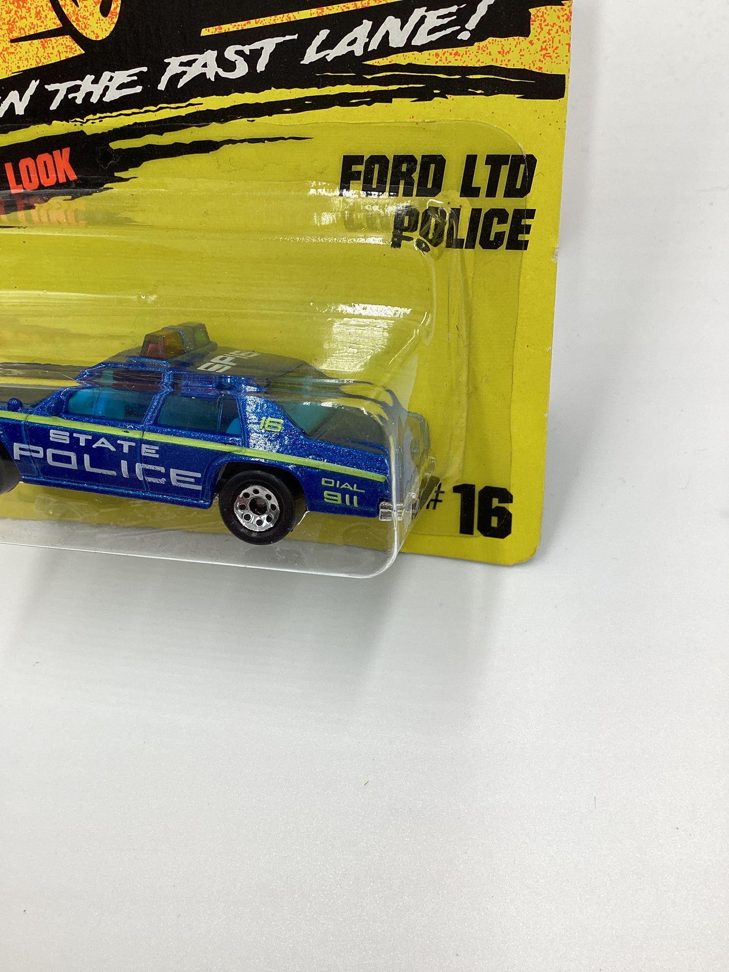 Matchbox Get In The Fast Lane #16 Ford LTD Police Blue 208C
