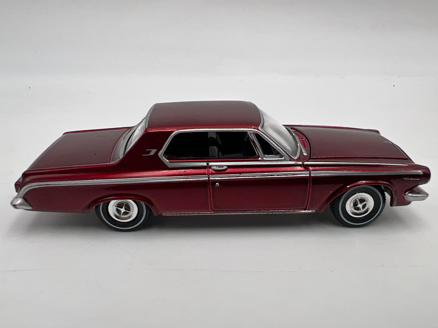 Auto World 1/64 Ultra Red CHASE Vintage Muscle 1963 Dodge Polara Red W/Box Loose