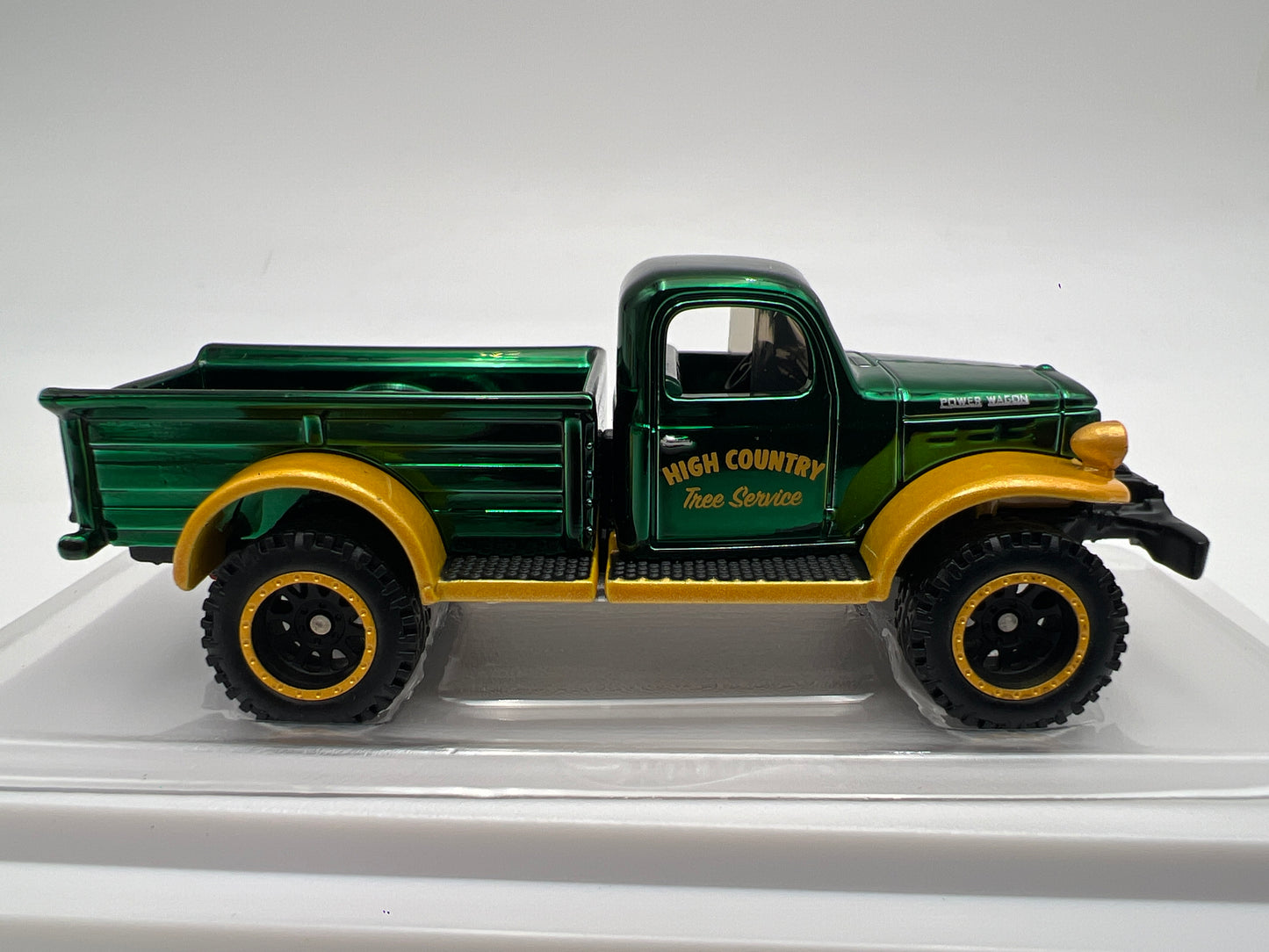 2023 Hot Wheels RLC Holiday Car #12957/30000 1952 Dodge Power Wagon Green