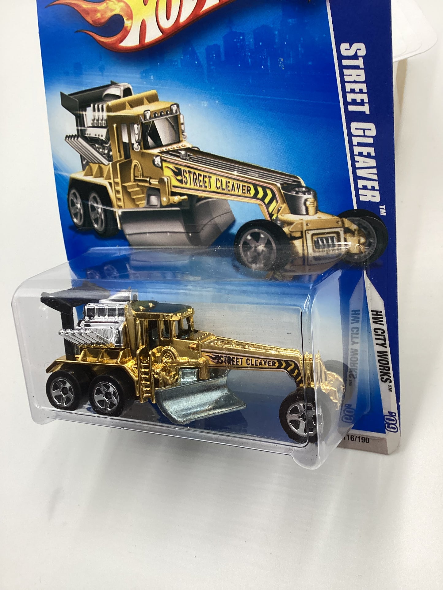 2009 Hot wheels #116 Street Cleaver Gold HH4