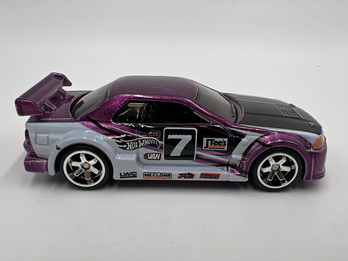 Hot Wheels 1/64 Legends Tour Nissan Skyline GT-R R32 Loose