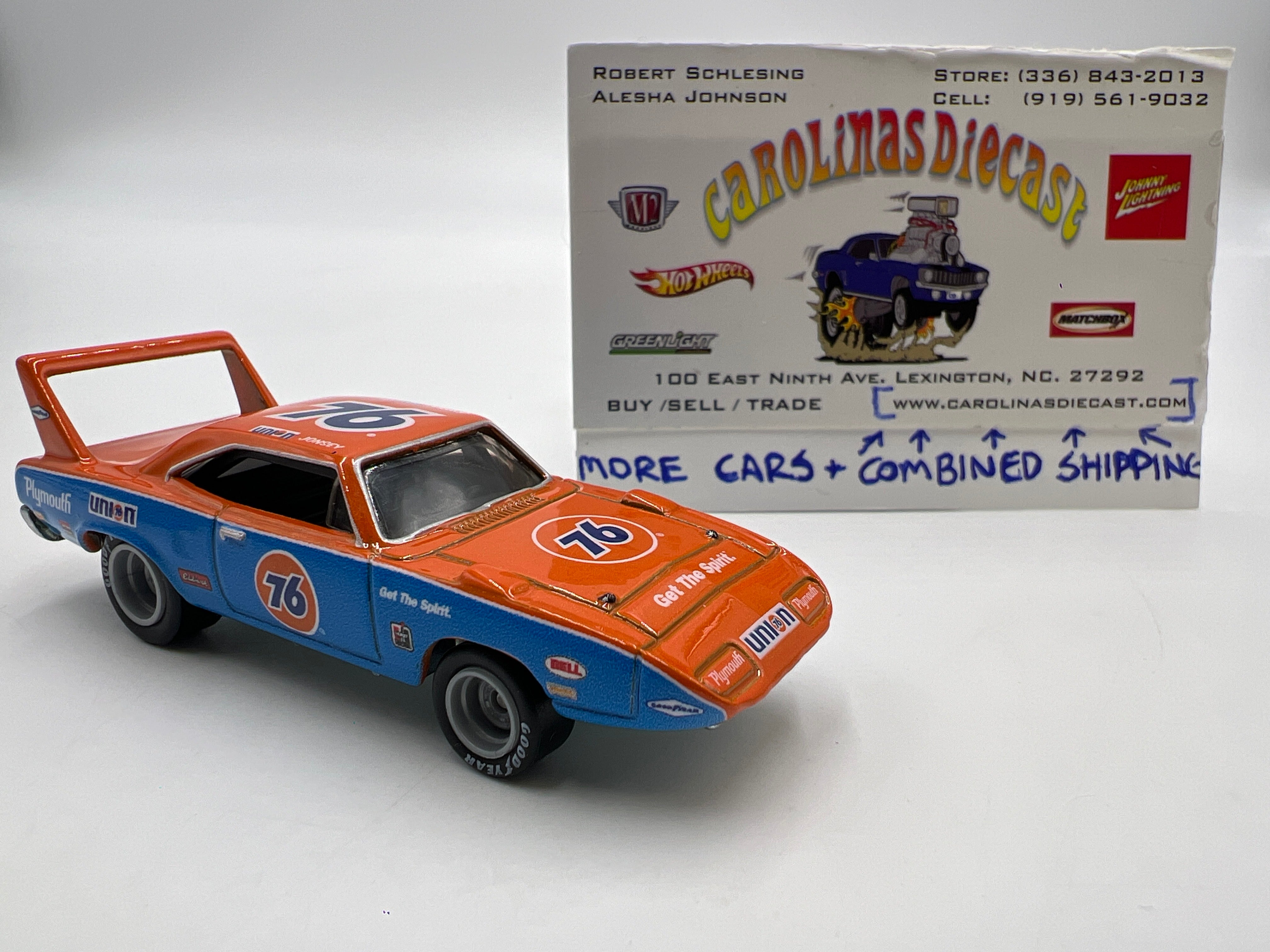 Hot Wheels Team Transport Premium Plymouth Superbird Union 76