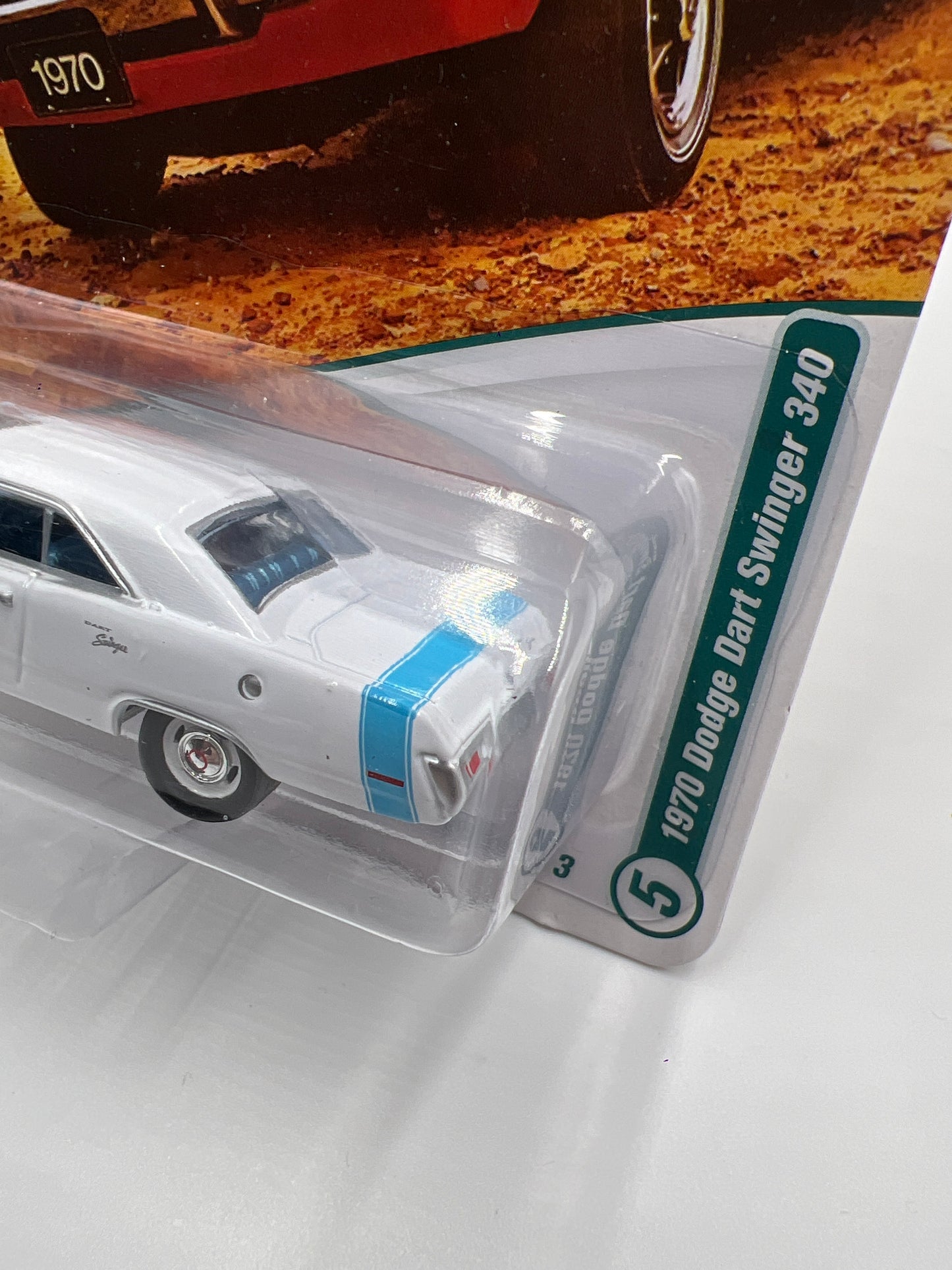 Johnny Lightning Muscle Cars U.S.A Release 3 Version A 1970 Dodge Dart Swinger 340 White 228H