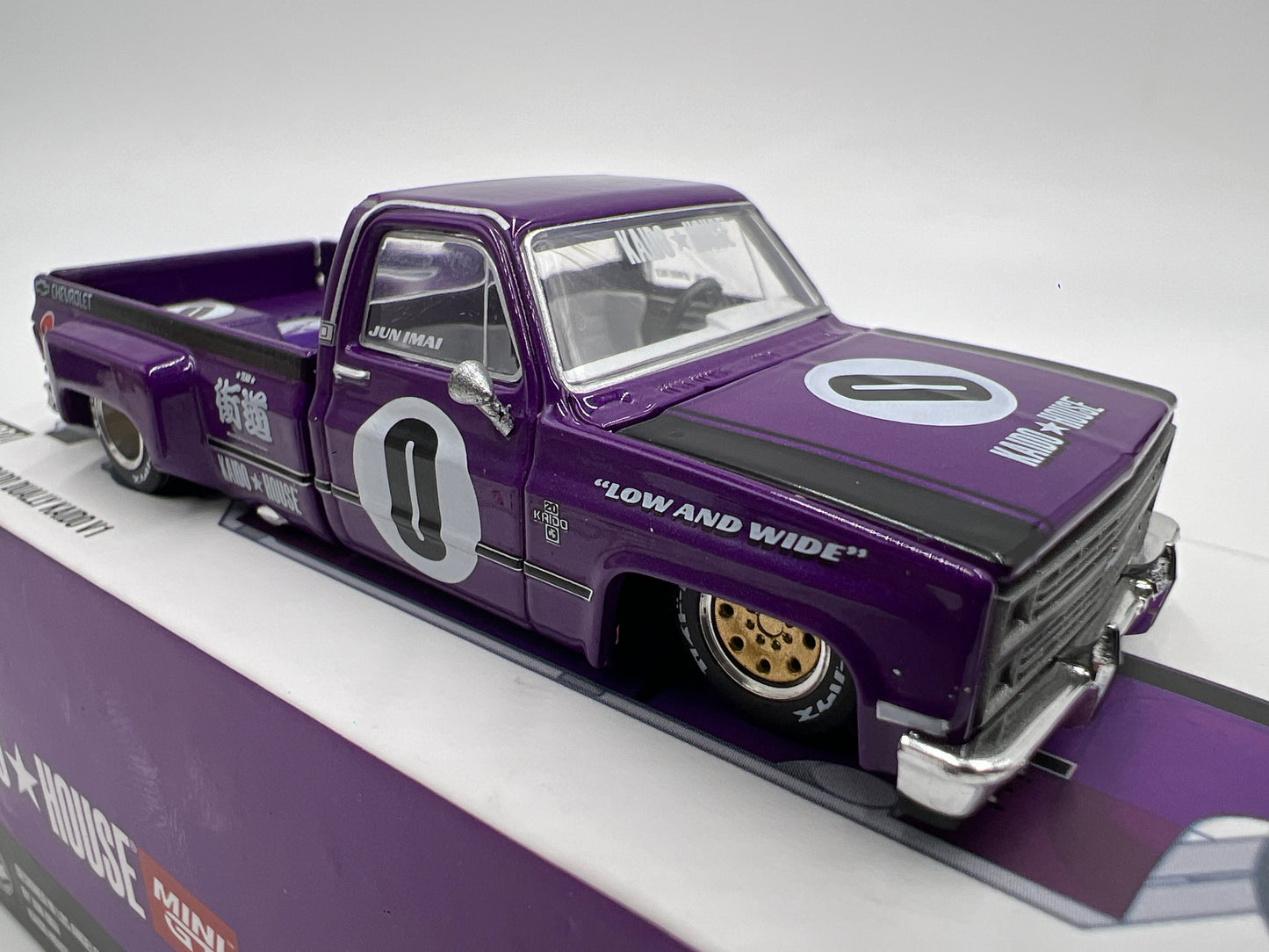 Mini GT x Kaido House #84 Chevrolet Silverado Dually Kaido V1 Purple