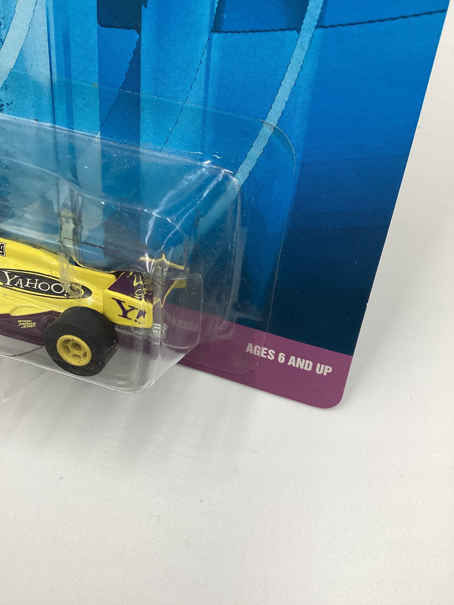 Johnny Lightning .Com Racers Yahoo! Indy Car 231B