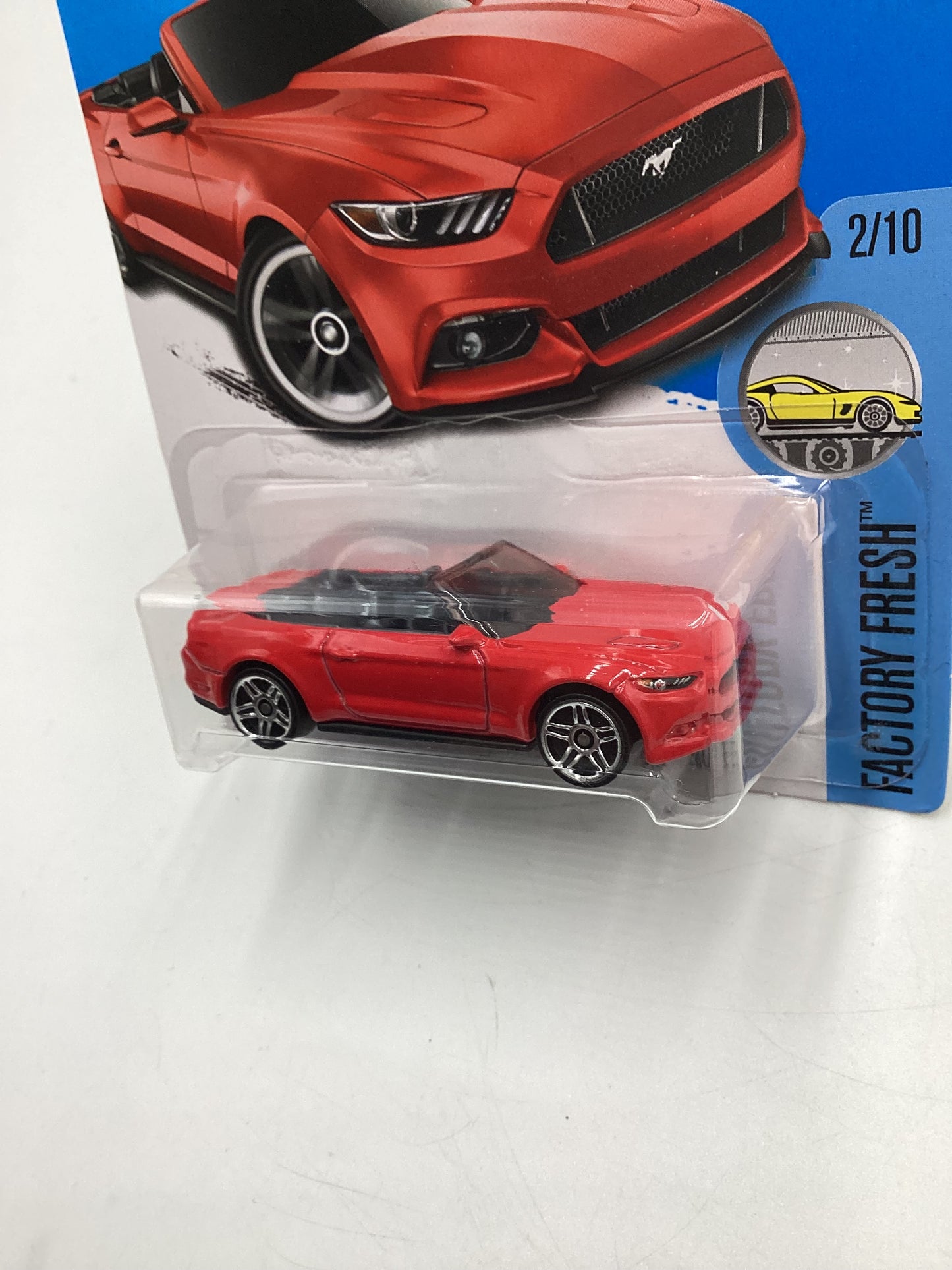 2017 Hot Wheels Factory Fresh #7 2015 Ford Mustang GT Convertible Red