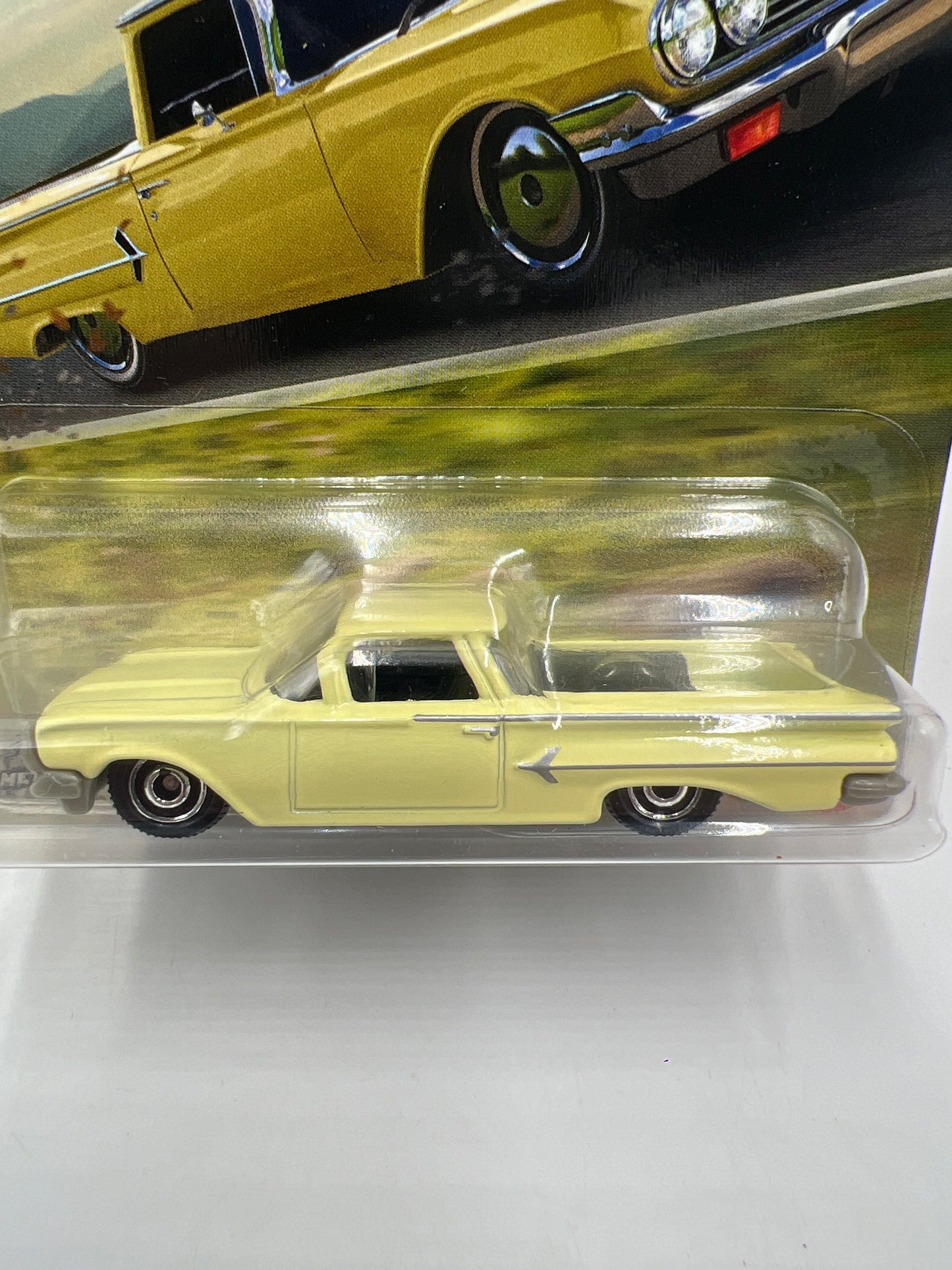 2025 Matchbox #28 1960 Chevy El Camino Yellow 211E