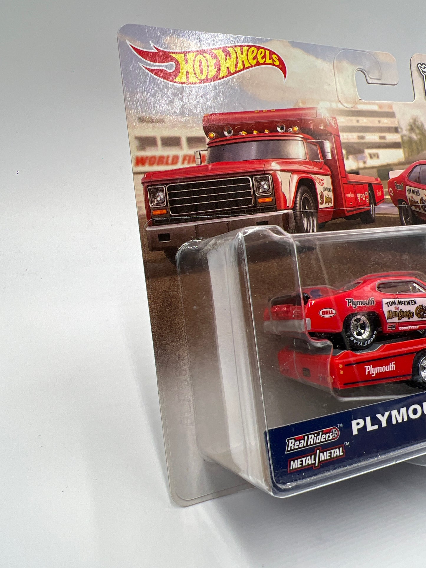 Hot Wheels Car Culture Team Transport #5 Plymouth Duster Funny Car Mongoose & Retro Rig W/Protector