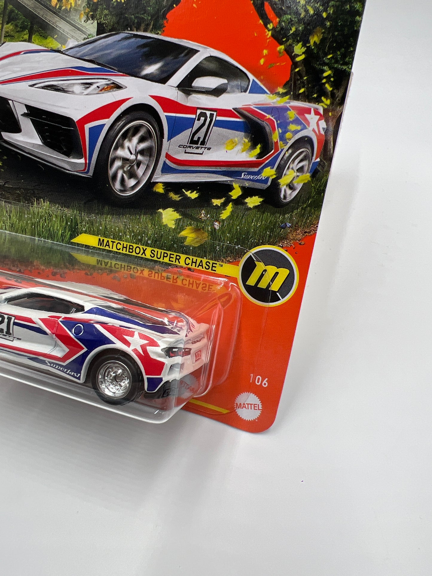 Matchbox Super Chase #106 2020 Corvette C8 White W/Protector