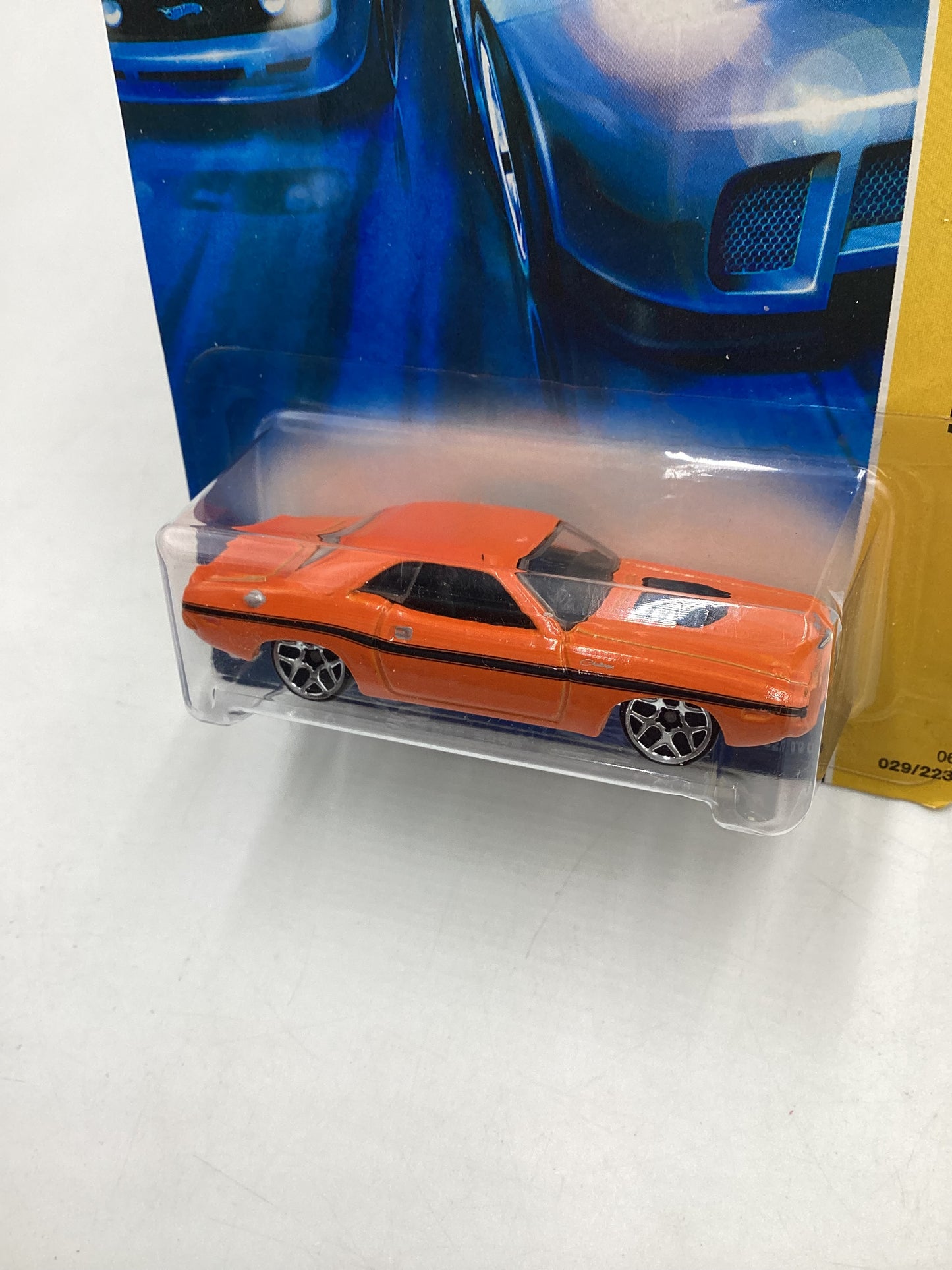 2007 Hot Wheels #029 Orange 70 Dodge Challenger Hemi 42D