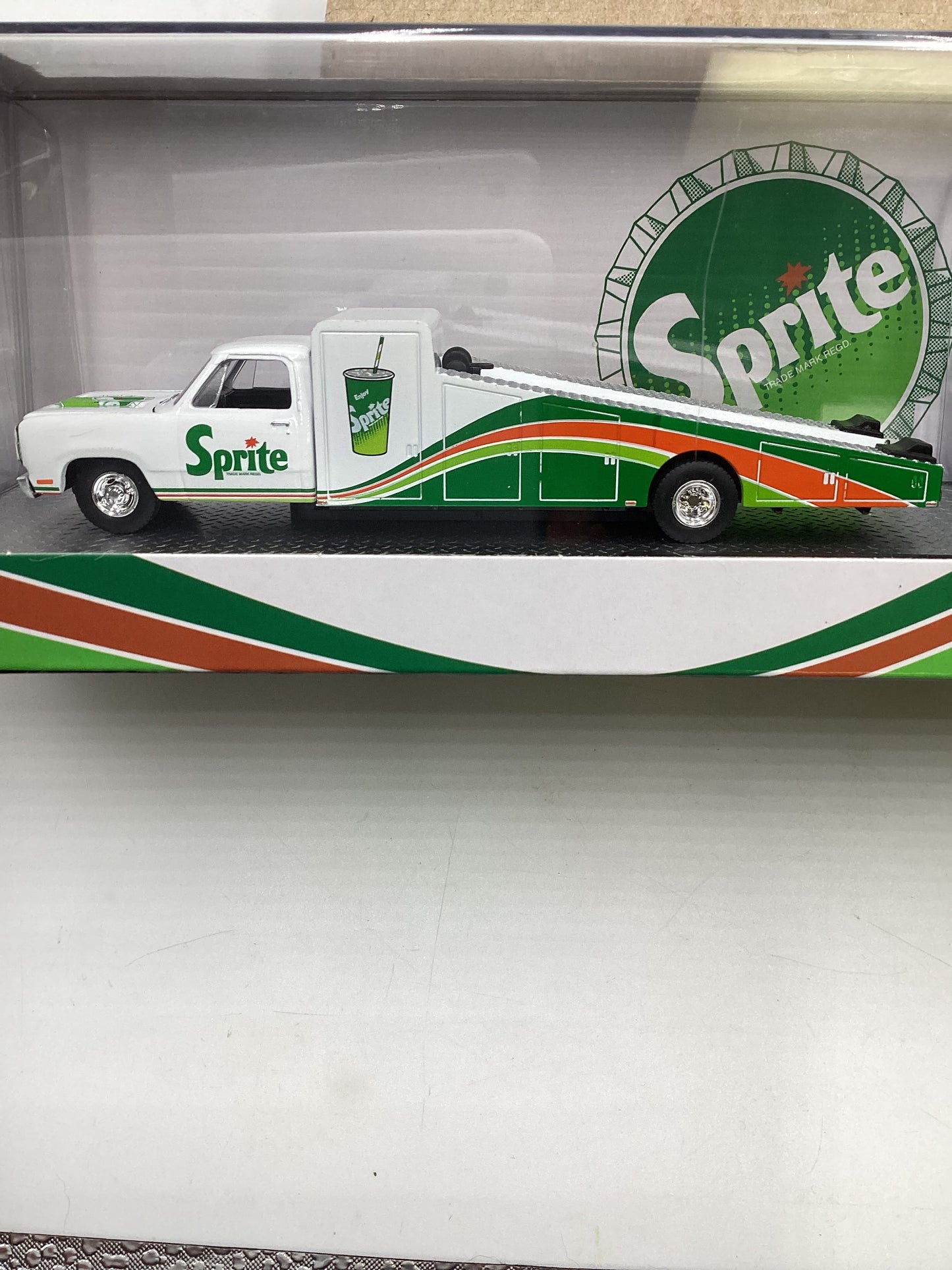 M2 hauler Sprite 1974 Dodge Truck & 1971 Dodge Challenger Funny Car TW30