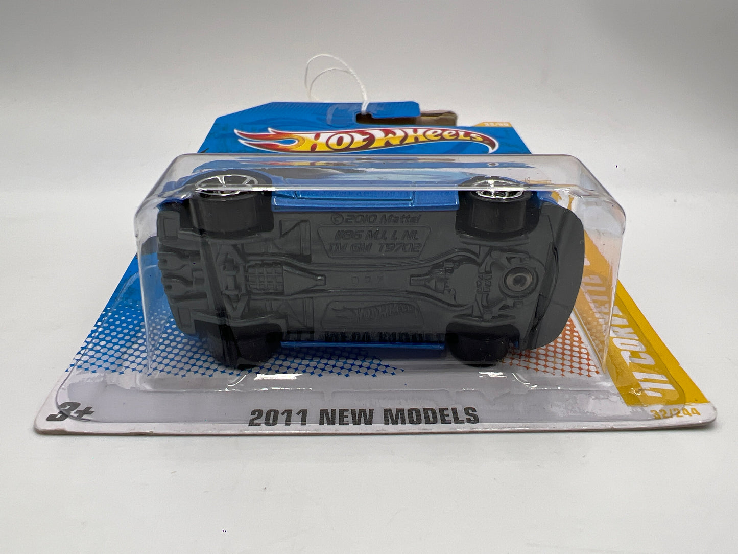 2011 Hot Wheels New Models #32 C6 Corvette Grand Sport Blue 5C