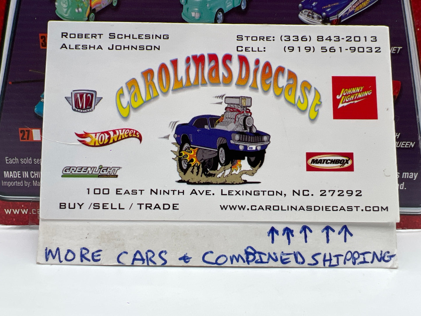 Disney Pixar The World Of Cars #37 Pit Crew Member Fillmore 139B