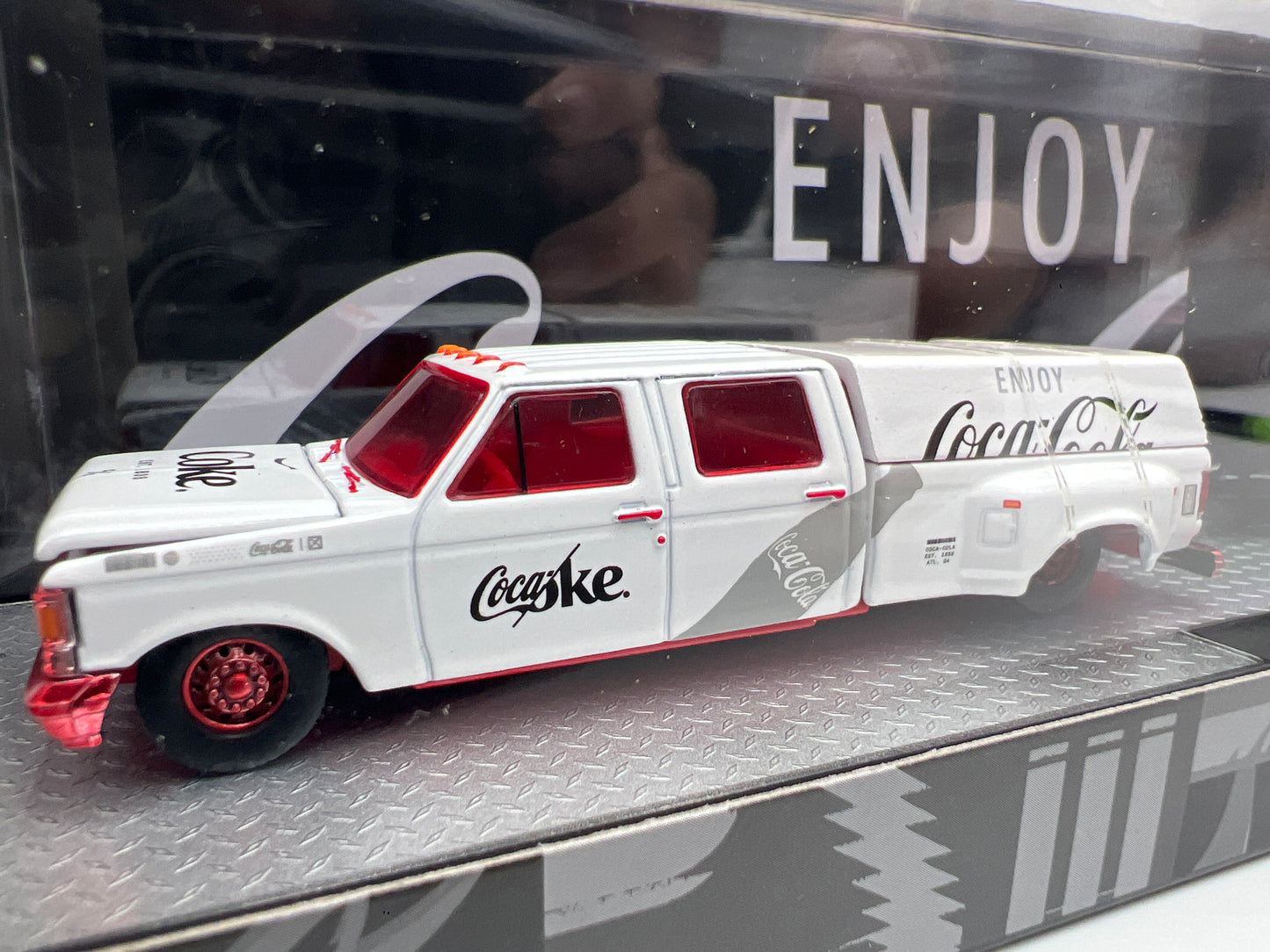 M2 Machines Haulers S05 CHASE Coca Cola 1987 Ford F-350 Truck & 1966 Ford GT40 MK II