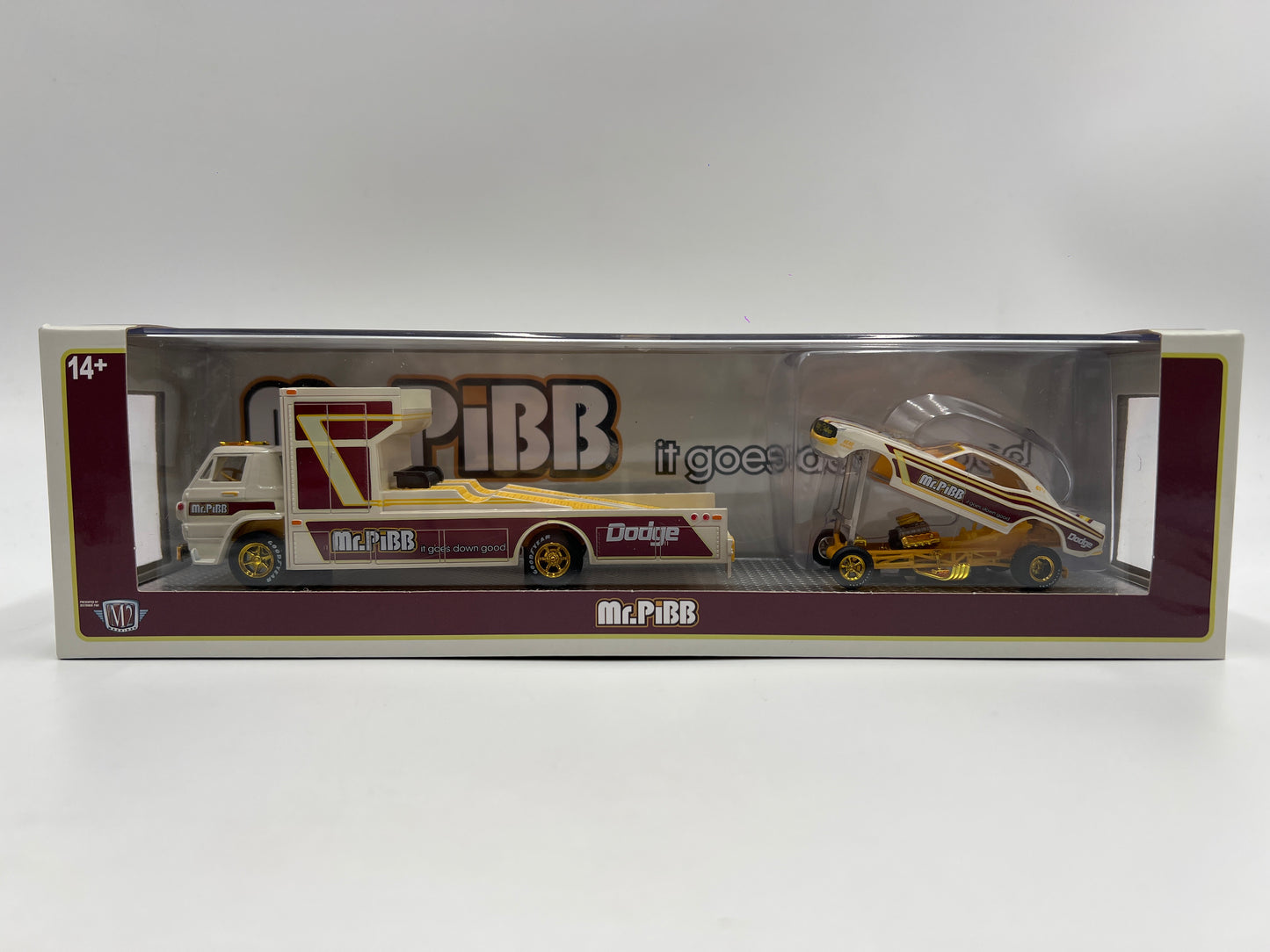 M2 Machines Auto Haulers CHASE Mr Pibb 1966 Dodge L600 COE & 1971 Dodge Challenger Funny Car TW27