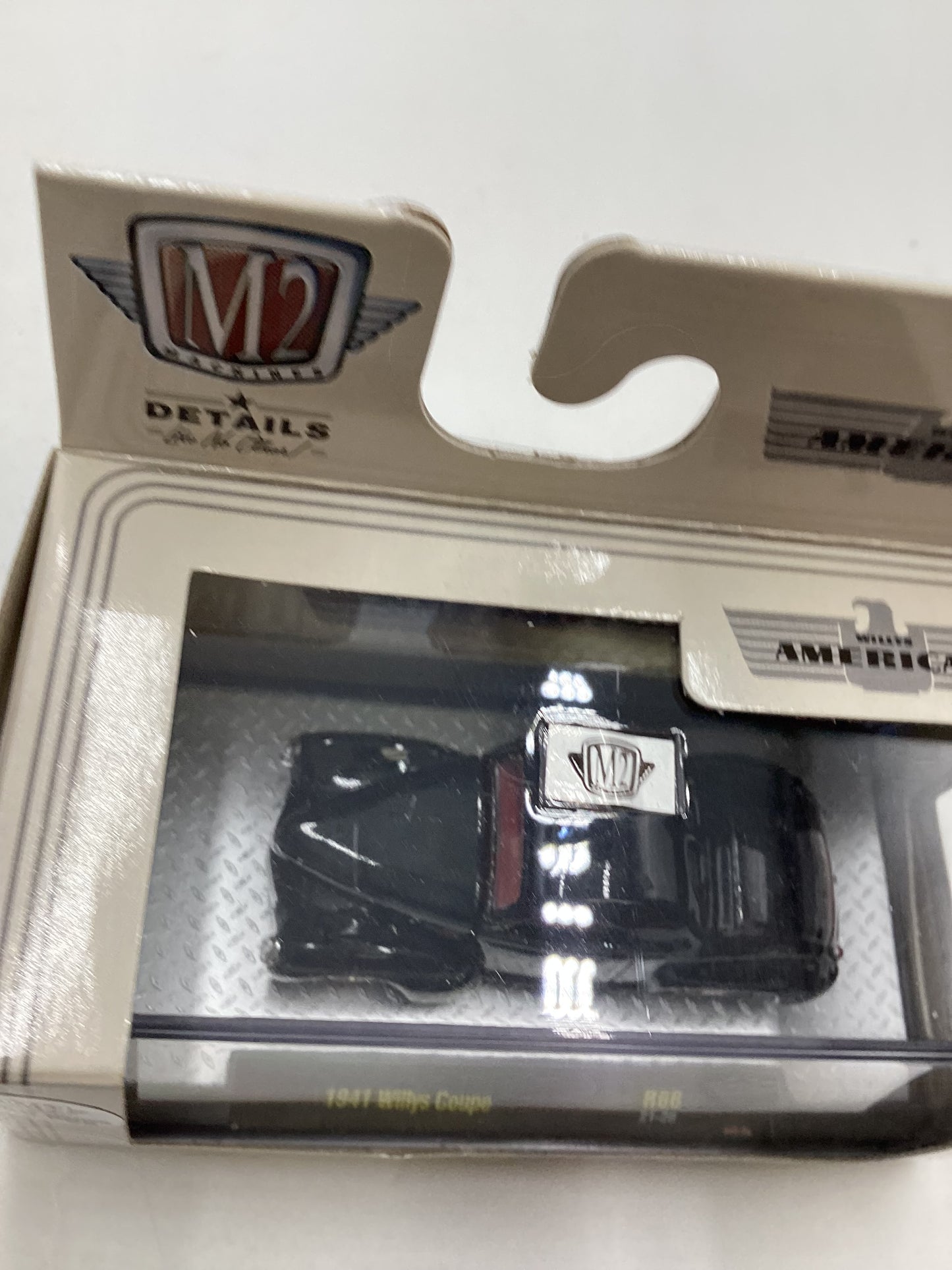 M2 Machines CHASE Willys Americar 1941 Willys Coupe Black R66 with protector