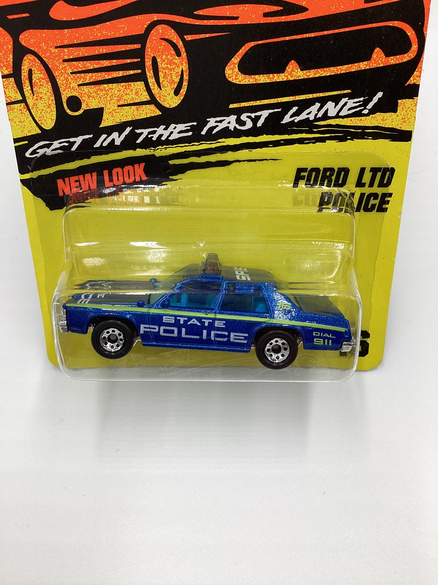 Matchbox Get In The Fast Lane #16 Ford LTD Police Blue 208C