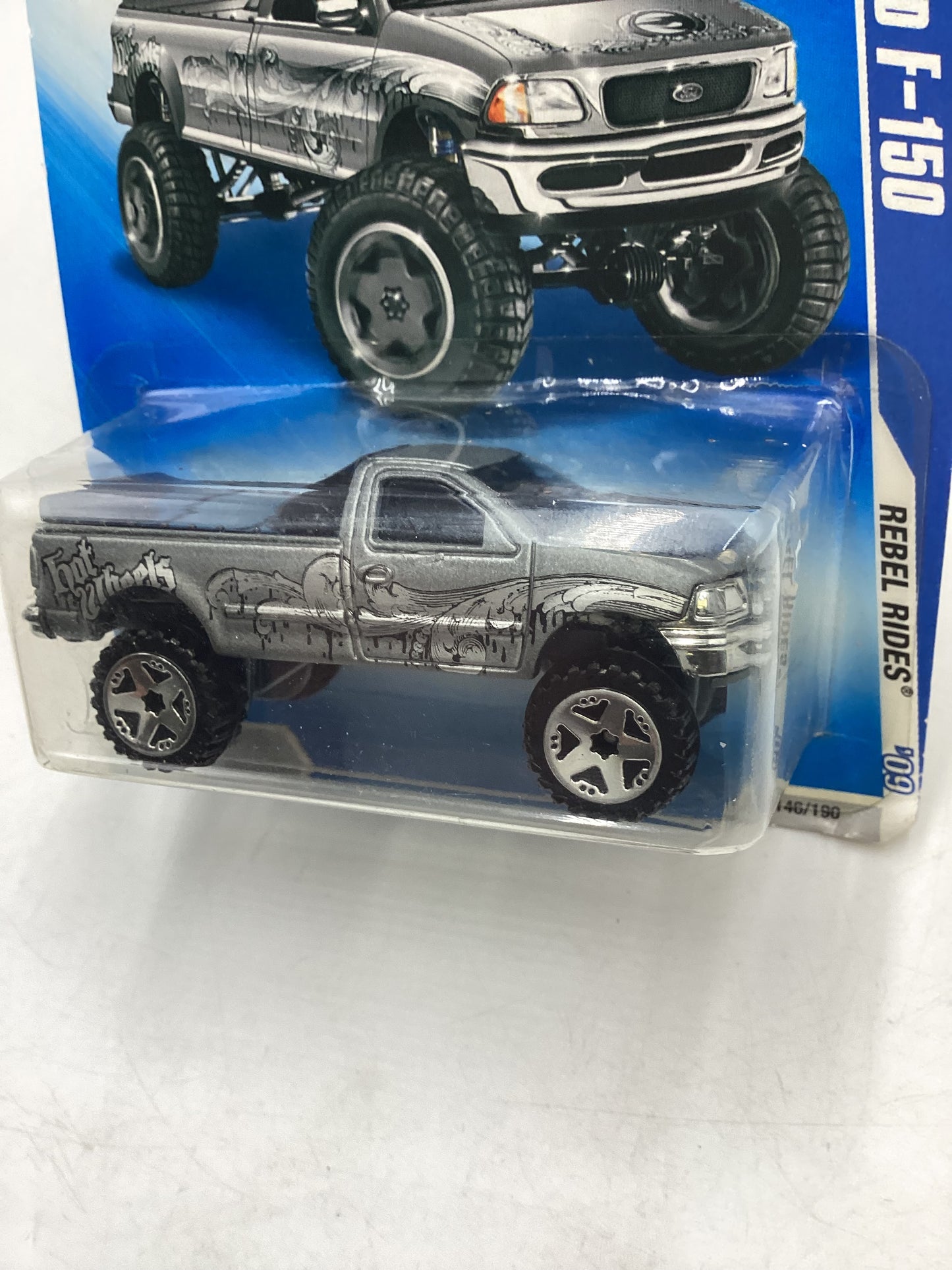 2009 Hot Wheels #146 Ford F-150 Silver 23B