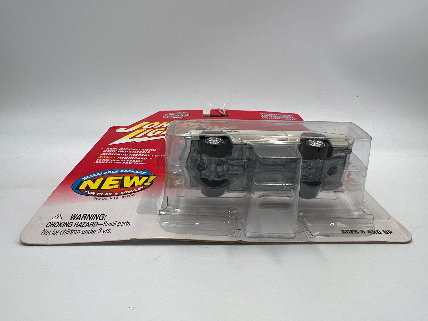 Johnny Lightning Muscle Cars USA #12 1971 Heavy Chevy Chevelle 220A