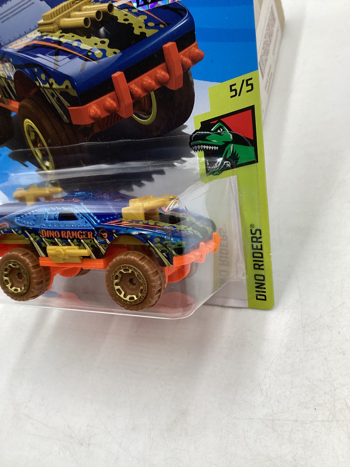 2019 HOT WHEELS  TREASURE HUNT Factory Sealed #40 Sting Rod 277H