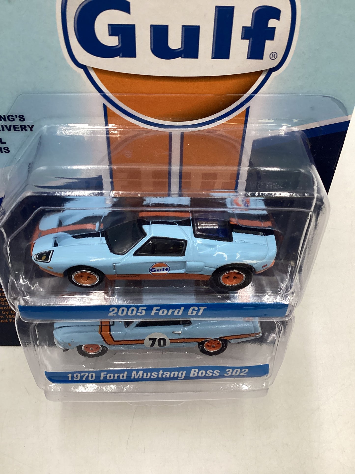 Johnny Lightning Gulf 2005 Ford GT & 1970 Ford Mustang Boss 302 214A