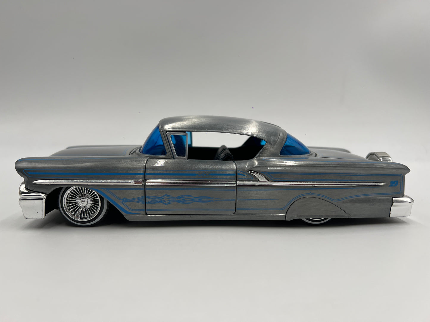 Jada Toys 1/24 Scale 20th Anniversary 1958 Chevrolet Impala Lowrider Loose