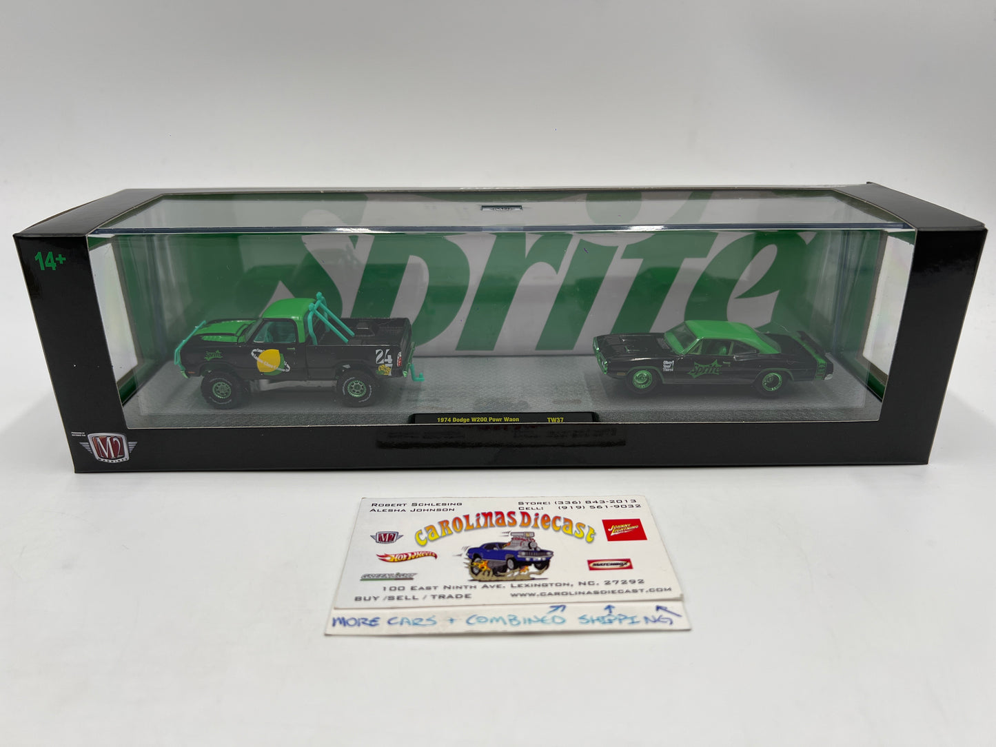 2025 M2 Machines Auto Haulers CHASE Sprite 1974 Dodge W200 Power Wagon & 1970 Dodge Super Bee Hemi TW37