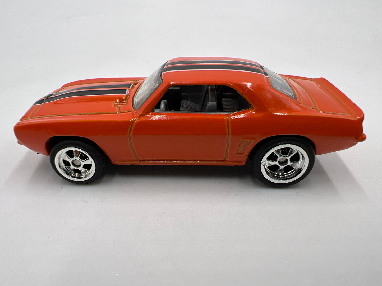 Hot Wheels Larrys Garage Premium 69 Camaro Orange Loose